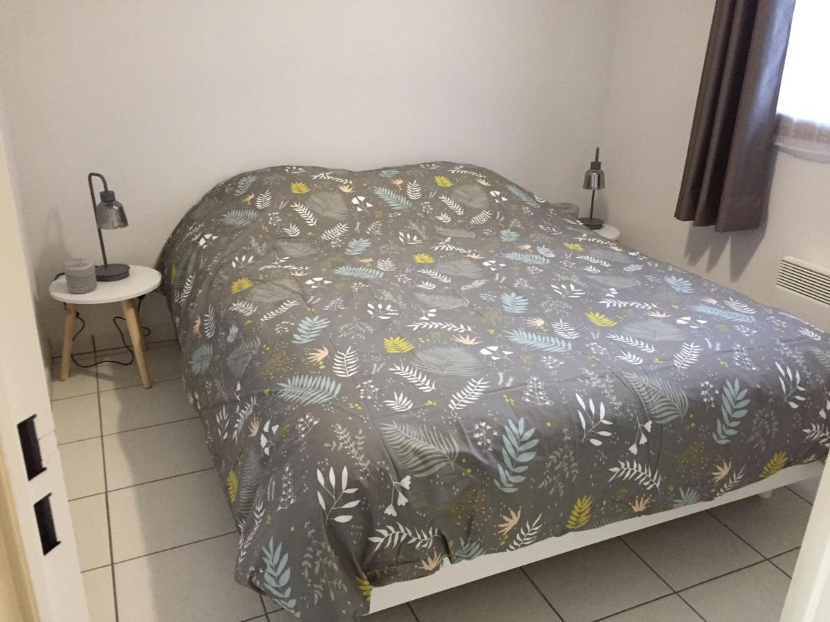 Appartement Offrant Une Magnifique Vue Des Montagnes Saint-Leger-les-Melezes Luaran gambar